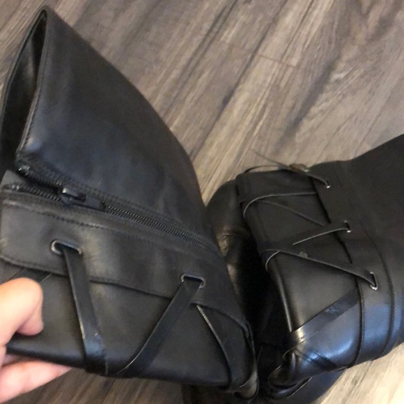 Long Leather Ladies Boots(GENTLY USED) - Picture 5 of 5